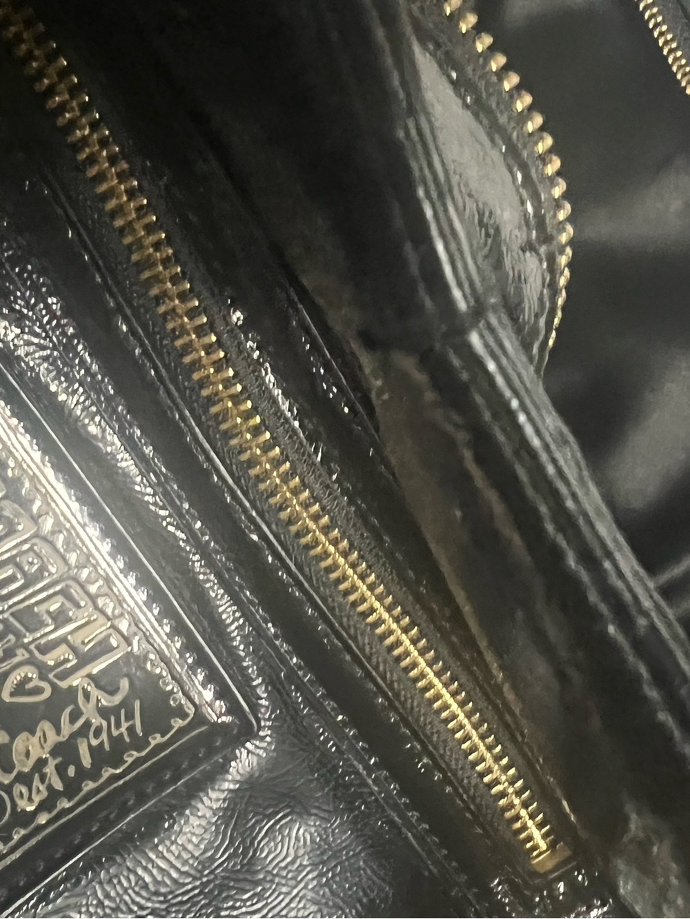 Coach patent leather bag and wallet - Picture 10 of 12